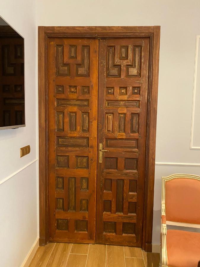 Suites San Esteban 16 Real Siviglia Esterno foto