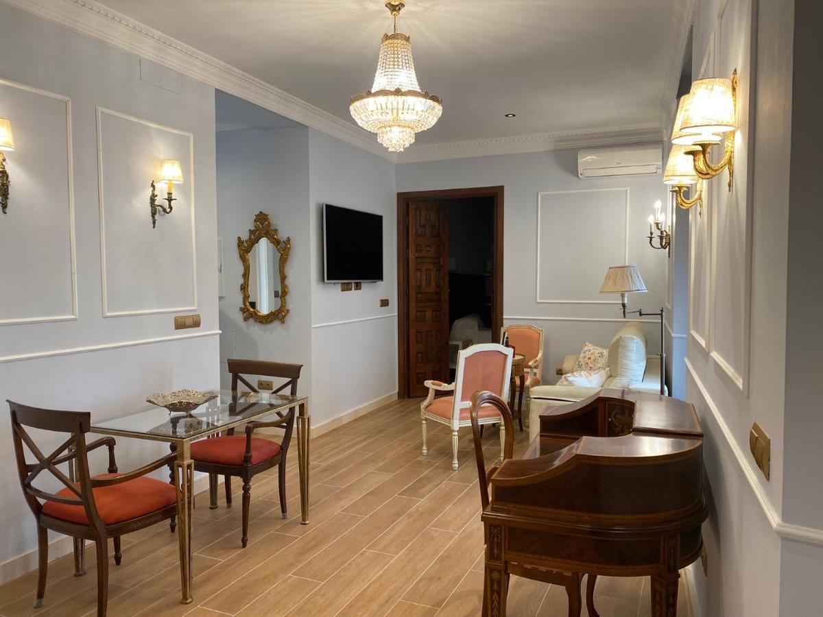 Suites San Esteban 16 Real Siviglia Esterno foto