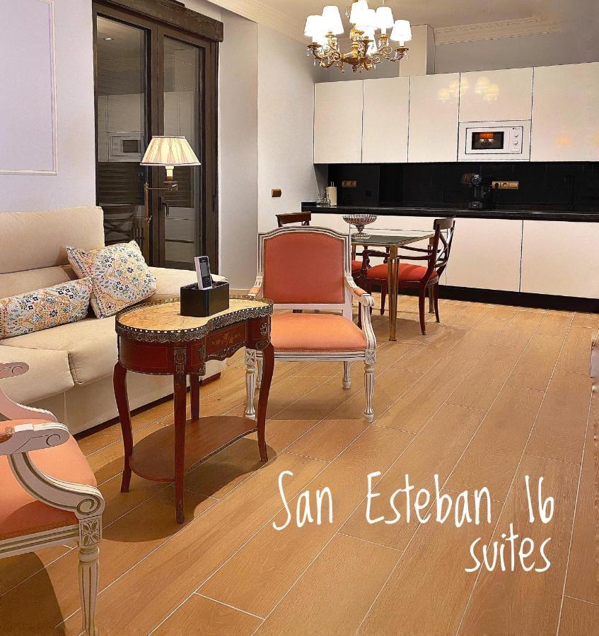 Suites San Esteban 16 Real Siviglia Esterno foto